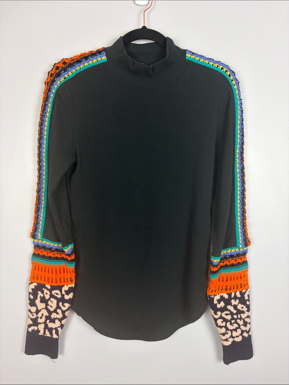 Free People Mock Neck Sweater XS Black Crochet Sleeve Leopard Cuffs Boho - Picture 2 of 12